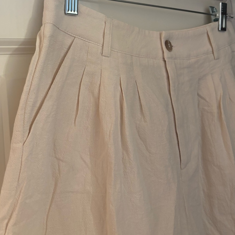 Cider 100% Cotton High Rise Pleated Shorts, Cream/Yellow, M - Picture 2 of 7